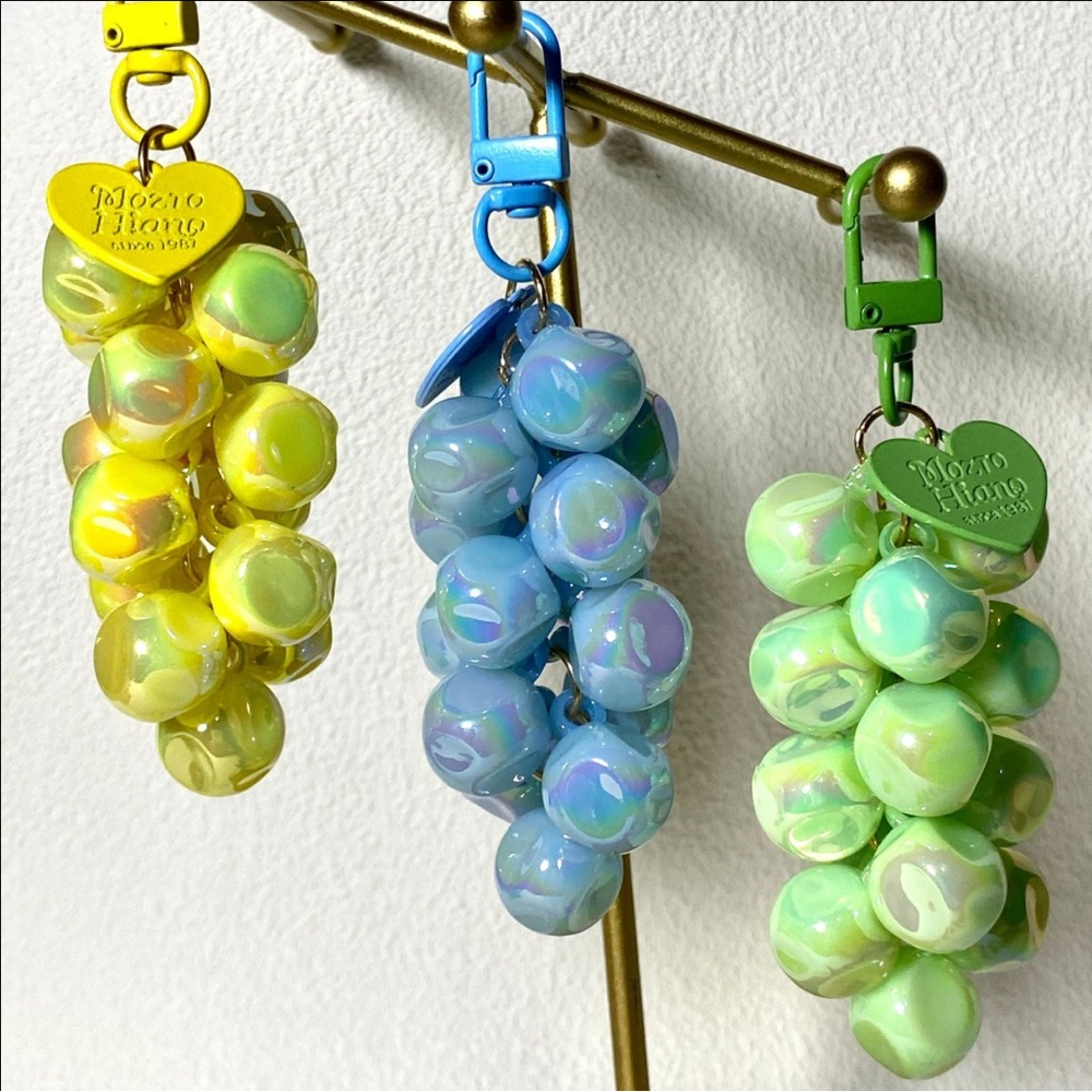 Acrylic Beads Grape and Heart Bag/Keychain - Picture 3 of 5